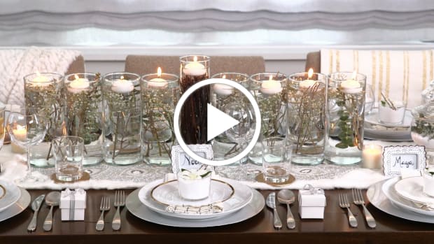 Winter Wonderland Hanukkah Table Decor