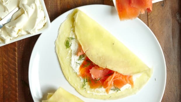 passover crepes with salmon and cream cheese