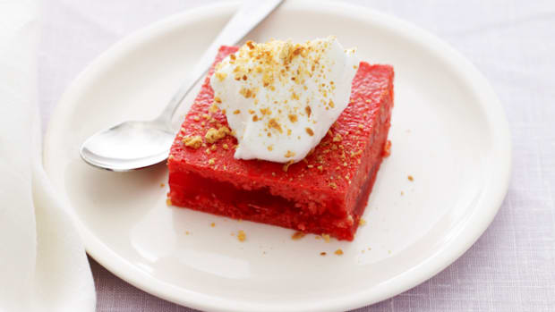 creamy raspberry jello square