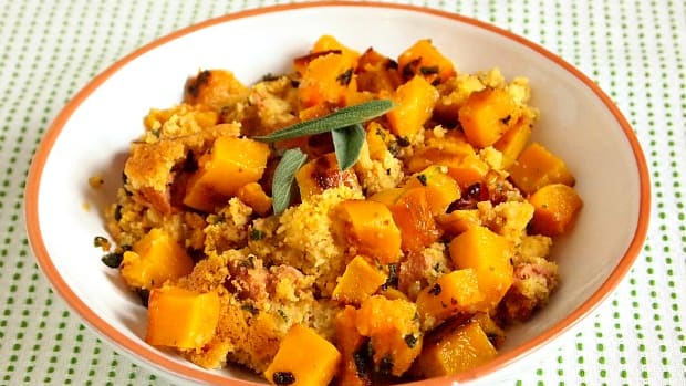 Cornbread Stuffing with Sausage and Squash