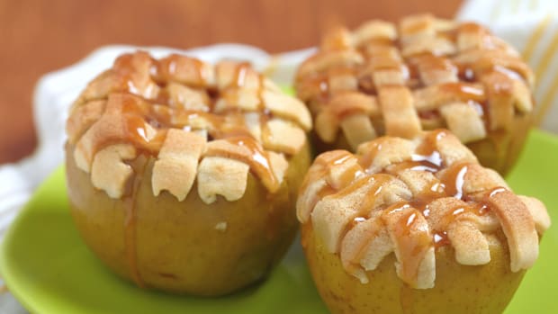 Individual Baked Apple Pies