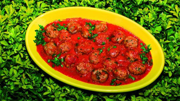 meatballs-poached-in-a-fresh-tomato-sauce