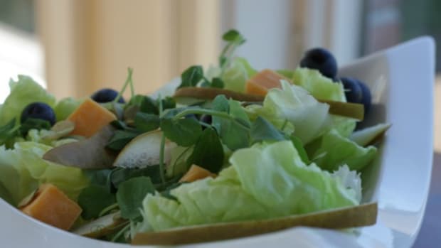 boston lettuce and cheese salad