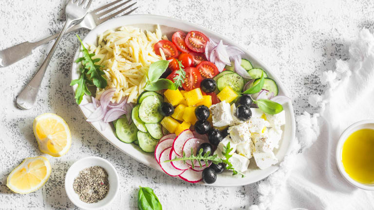 28 Salads That Eat Like a Meal