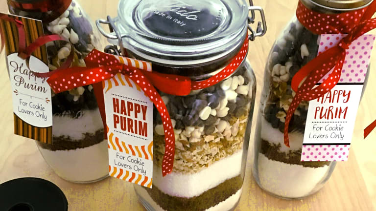 A Complete Cookie Lover's Mishloach Manot Jar: Recipe Plus Printable Tags