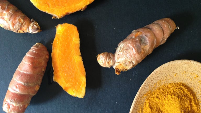What's the Buzz About Turmeric? Get the Scoop on this Superfood