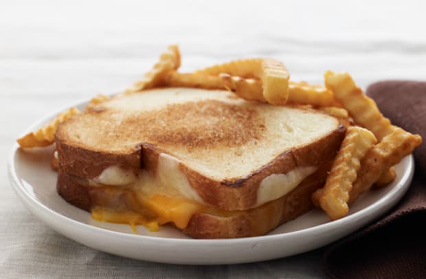 grilled-cheese-and-fries