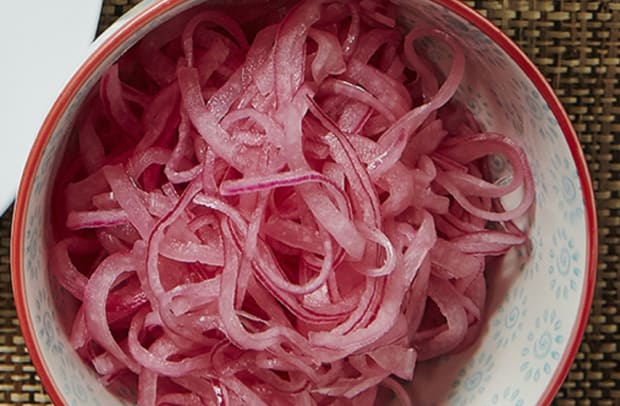 pickled red onion.jpg