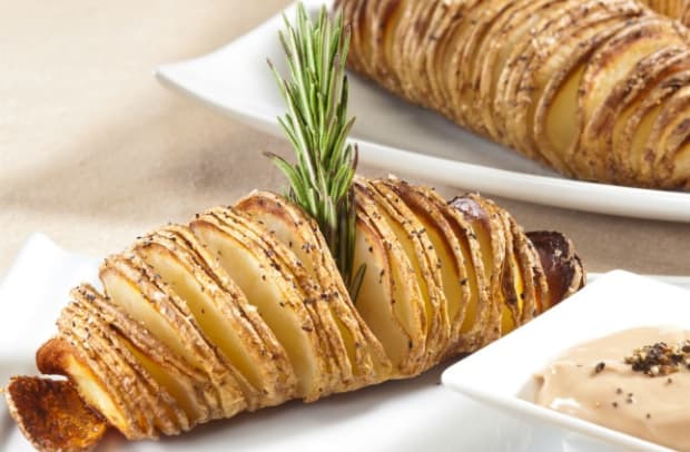 Hasselback Potatoes with Balsamic Mayonnaise Dipping Sauce