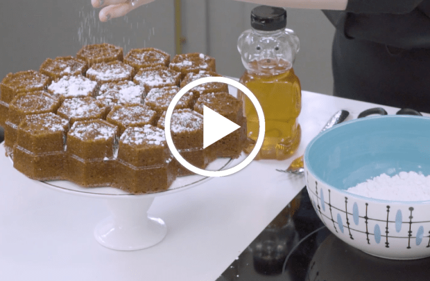 apples and honey cake video