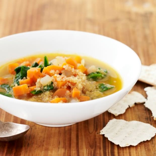 carrot quinoa spinach soup