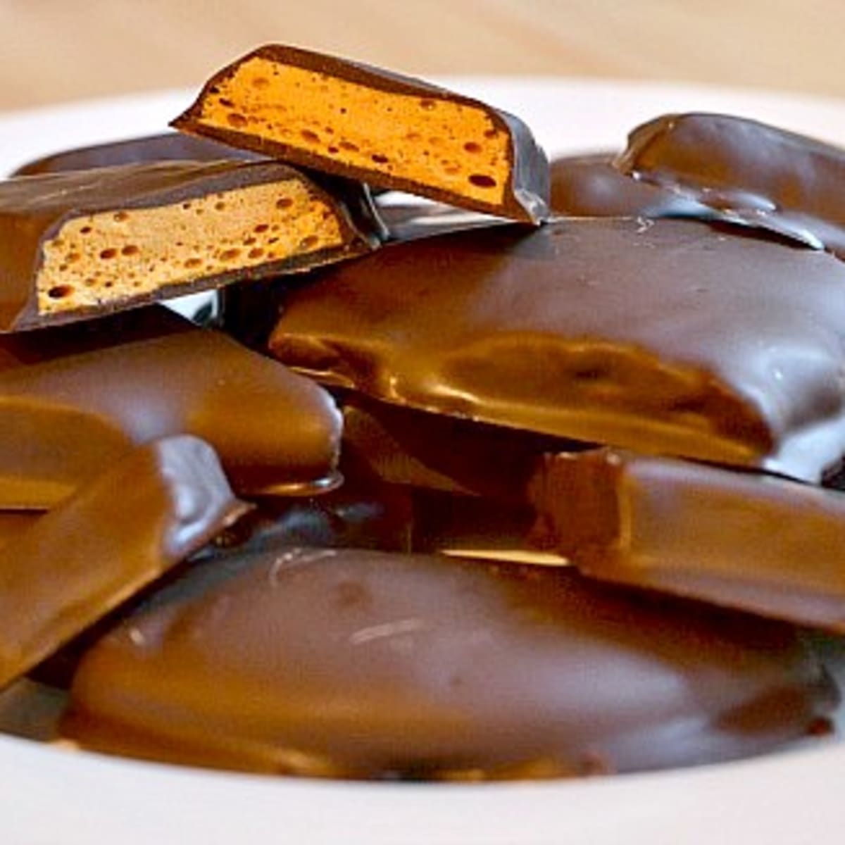 Honeycomb chocolate top