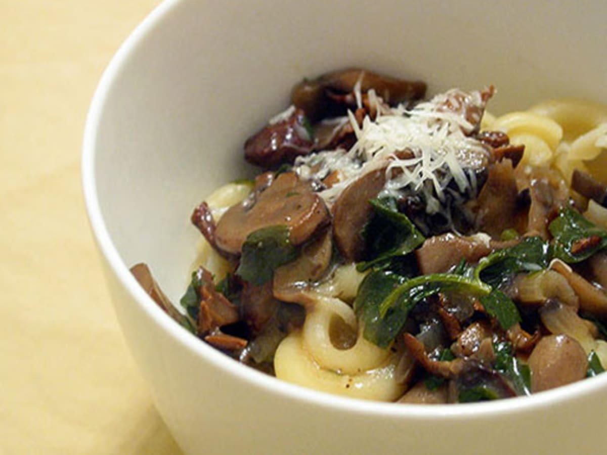 Pasta with Wild Mushrooms and Broccoli Rabe - Jamie Geller