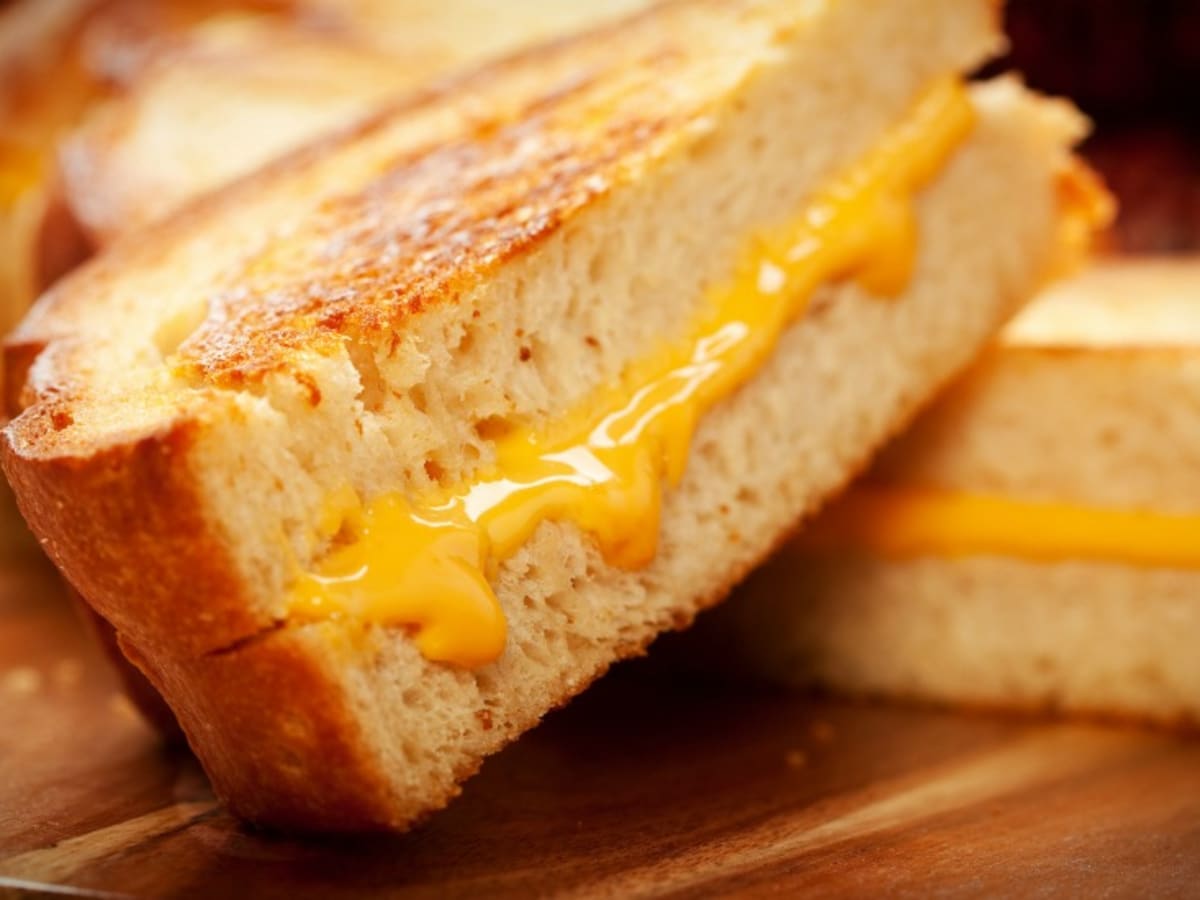 Classic Grilled Cheese Sandwich Recipe