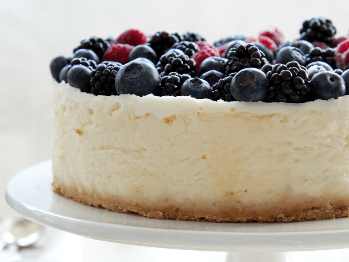 7 Israeli Cheesecake Recipes For Shavuot Jamie Geller