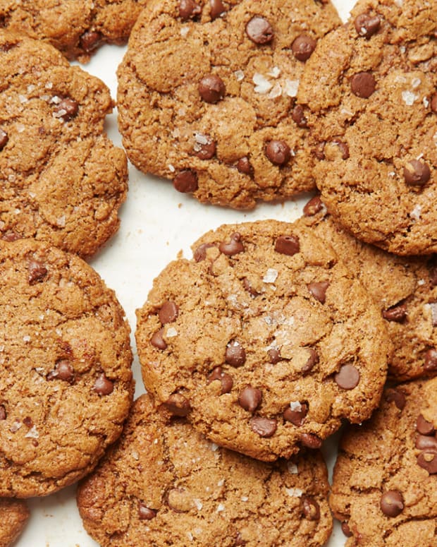 Almond Butter and Sea Salt Chocolate Chip Cookies