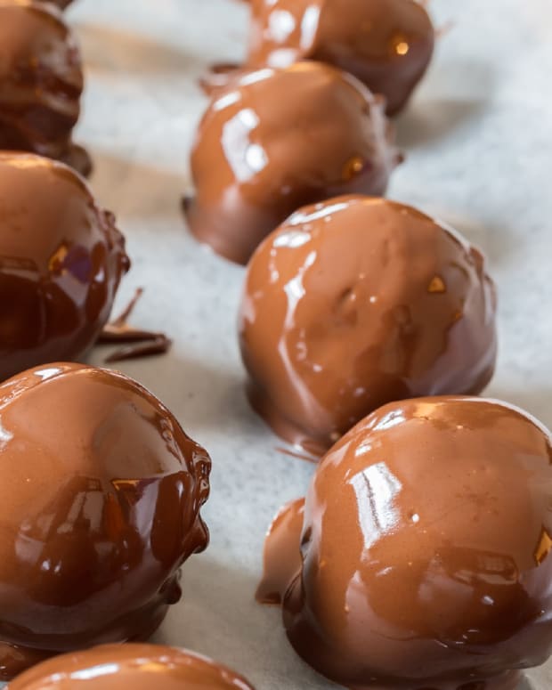 chocolate dipped balls
