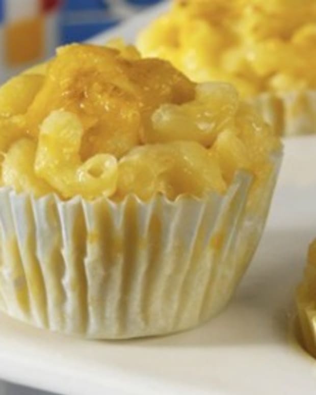 Mac and Cheese Casserole Cups