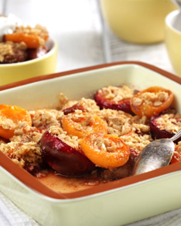 Roasted_Stone_Fruits_with_Cookie_Crumble_2