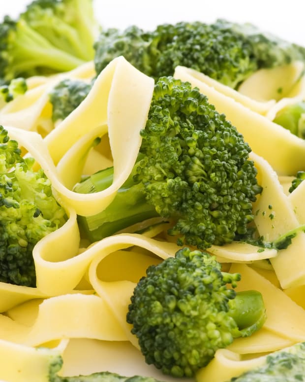 broccoli noodle kugel