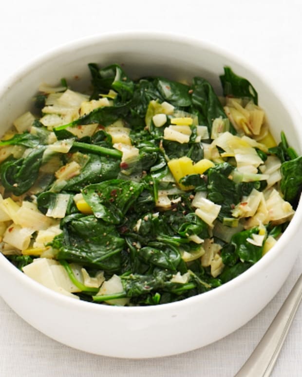 Spicy Sauted Leeks and Spinach