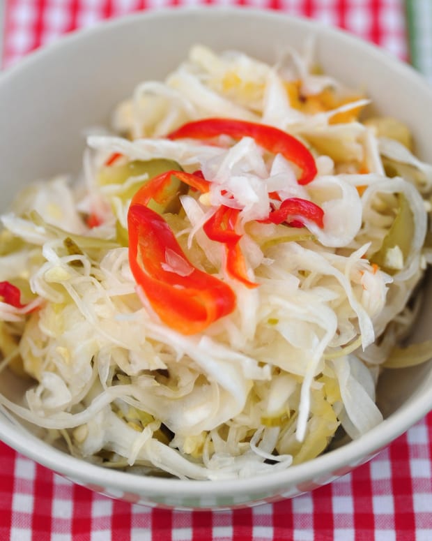 Tangy Crunchy Coleslaw