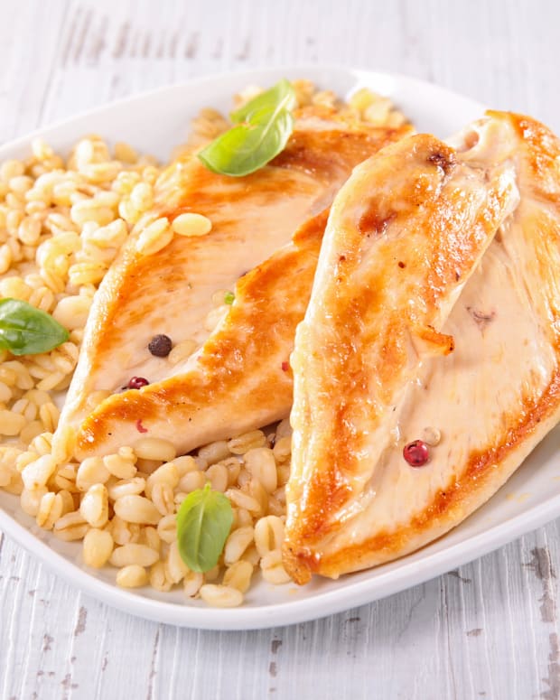 Baked Chicken with Apples and Barley