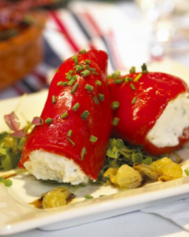 Warm Piquillo Peppers with Goat Cheese, California Raisins and Moscatel Vinaigrette