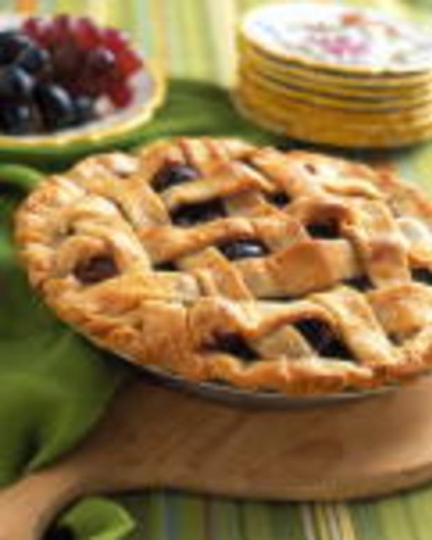 GRAPE AND PEAR PIE