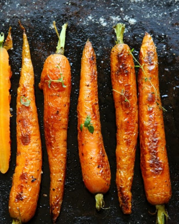 Roasted Carrots With Harissa And Toasted Pistachios