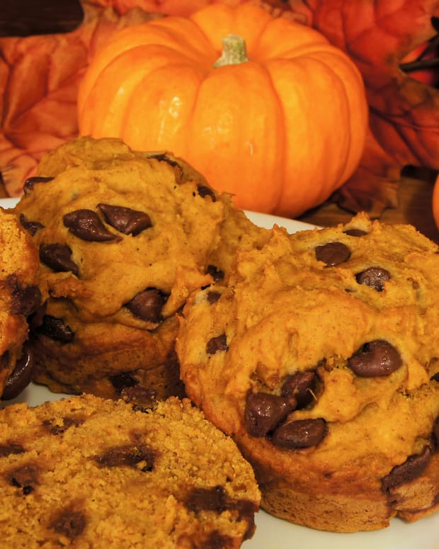 pumpkin chocolate muffins.jpg