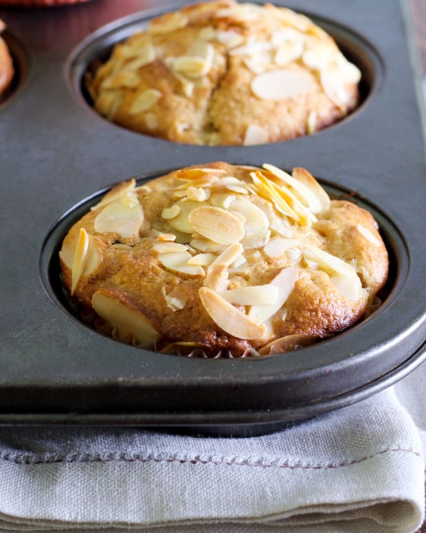 bigstock-Muffins-With-Almond-On-Top-79466578.jpg