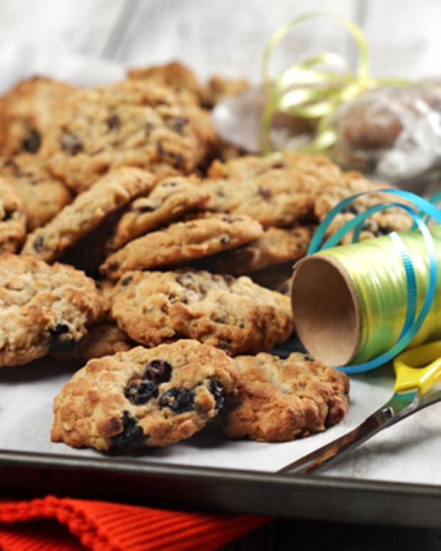Chewy_Blueberry_Oatmeal_Cookies_2