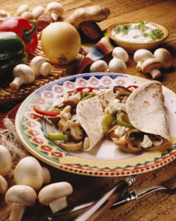 Grilled Mushrooms and Pepper Fajitas