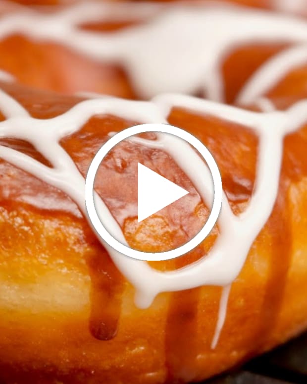 white russian doughnuts featured