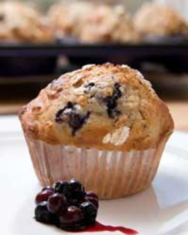 Wild Blueberry Applespice Muffins