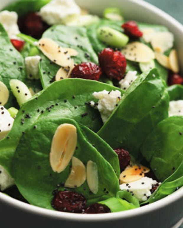Cranberry Spinach Salad with Poppy Seed Dressing
