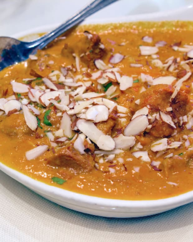 Beef Curry Korma with Sliced Almonds Closeup