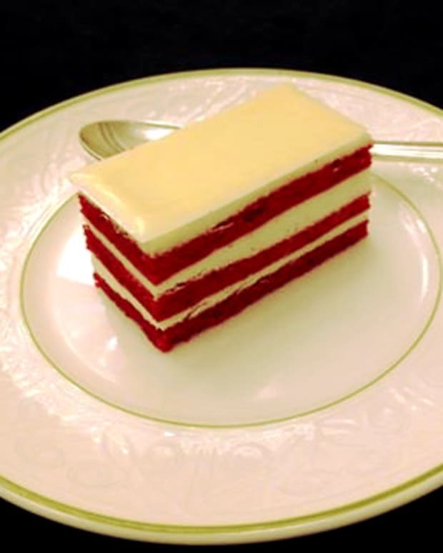 red velvet cake waldorf