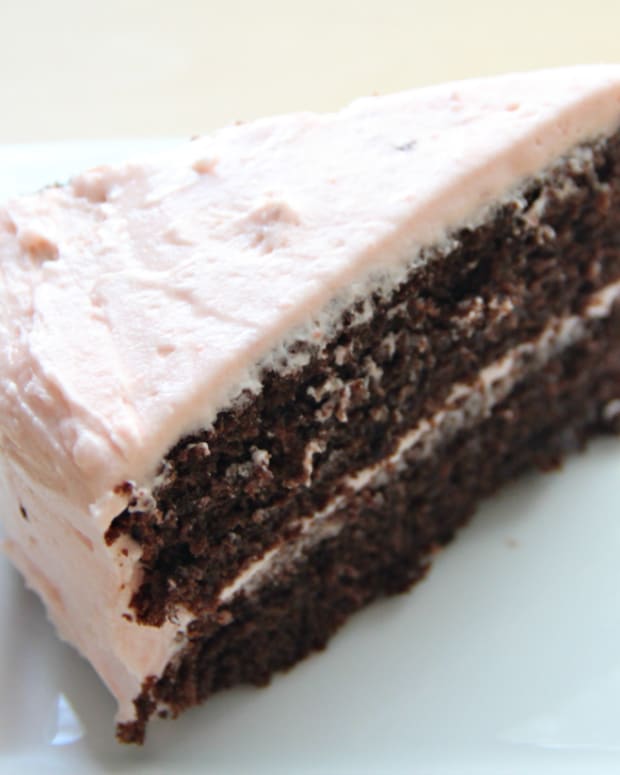 Secret-ingredient Chocolate Cake