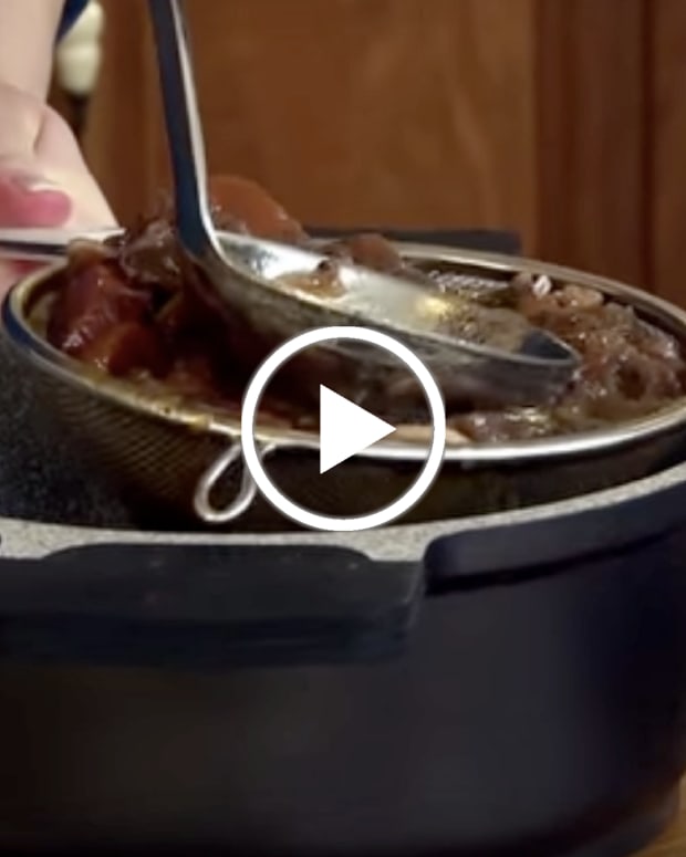How To Strain and Reduce Sauce for Brisket Gravy