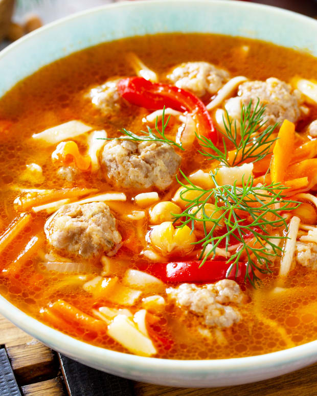 HERBED MEATBALL MINESTRONE