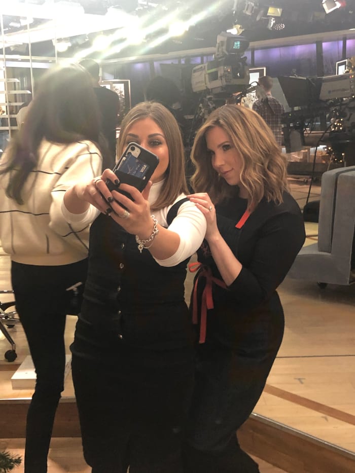 Bonus Behind-The-Scenes Makeup Selfie with my Glam "Squad" MakeupGoldie