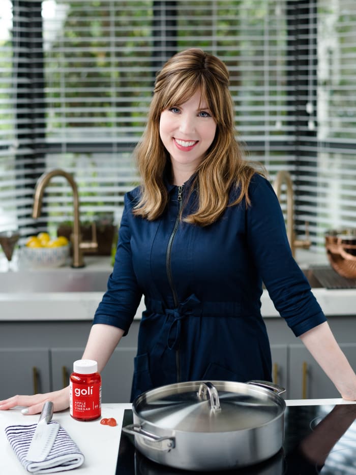 Jamie has started taking Goli, the world's first apple cider vinegar gummy, 2x per day and has seen a dramatic decrease in her sweet tooth and generally insatiable appetite.