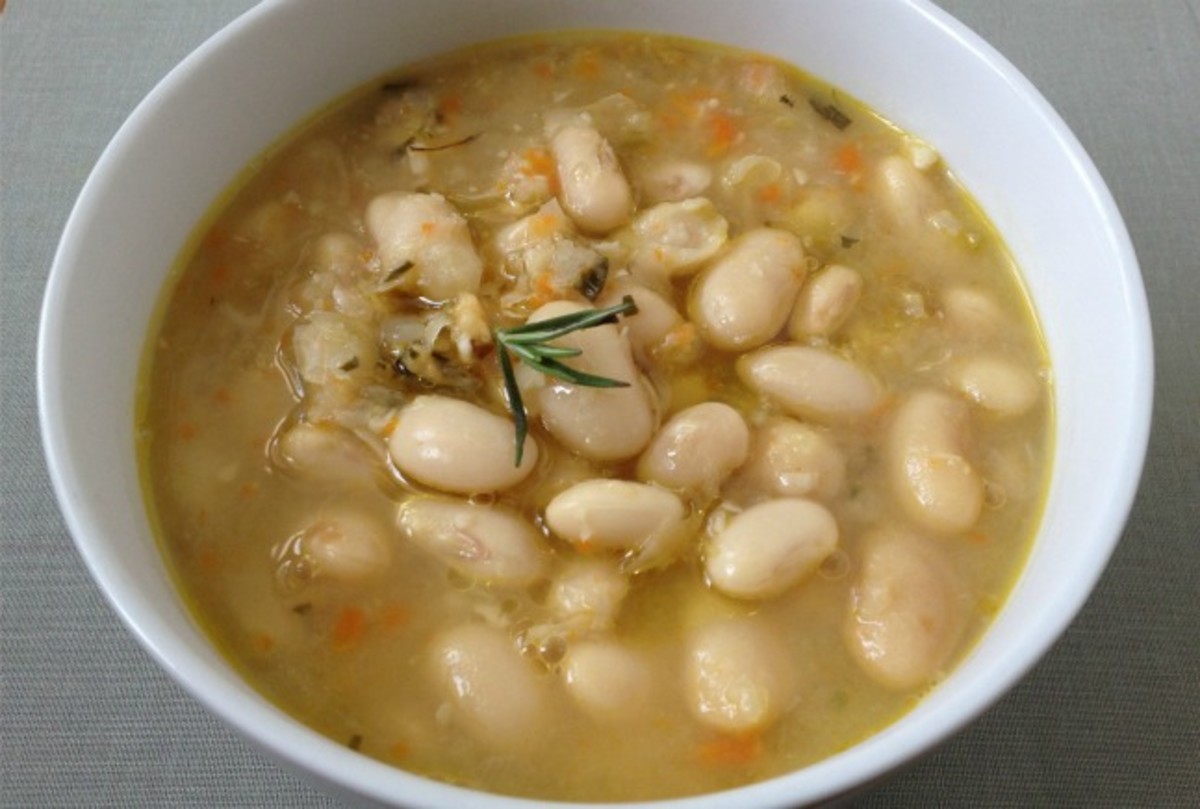heirloom white bean soup