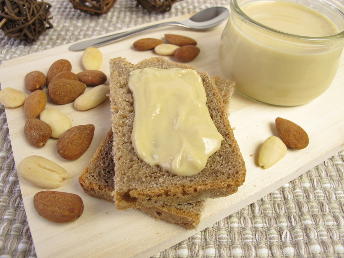 almond butter.jpg
