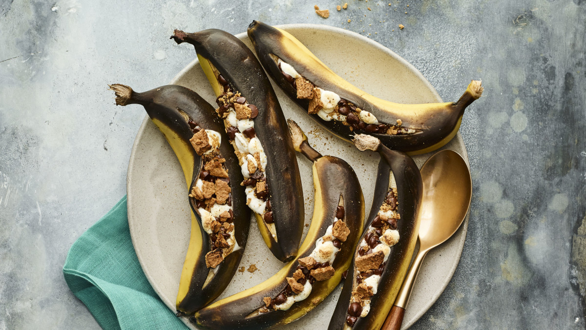 grilled banana boat s'mores