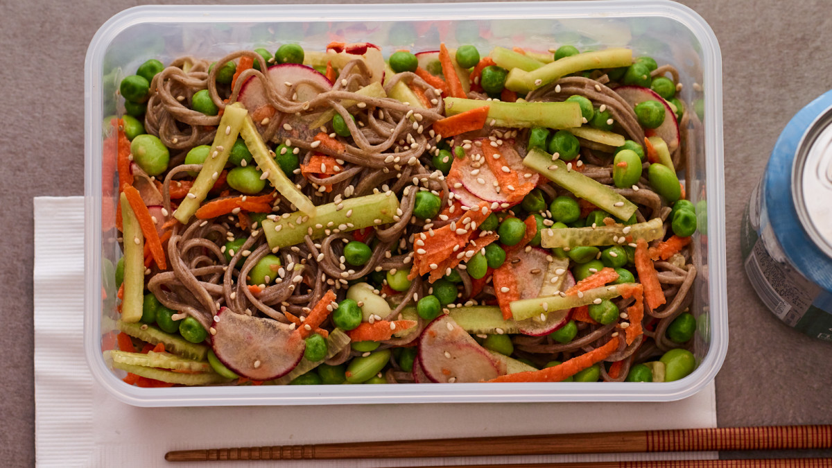Veggie noodle salad lunch