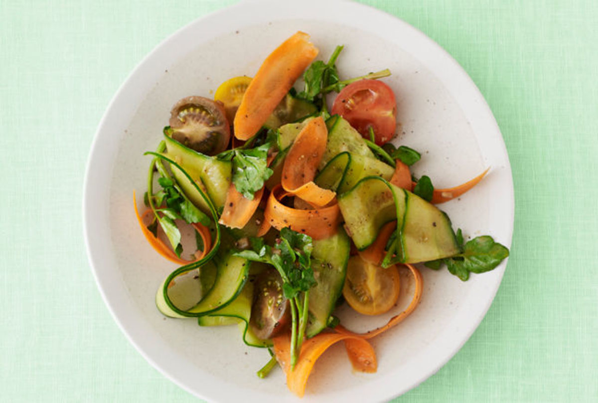 balsamic-cucumber-and-carrot--ribbon-salad