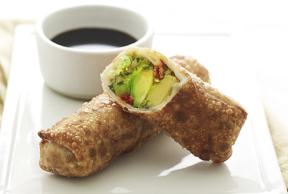 Avocado Egg Rolls with Spicy Dipping Sauce